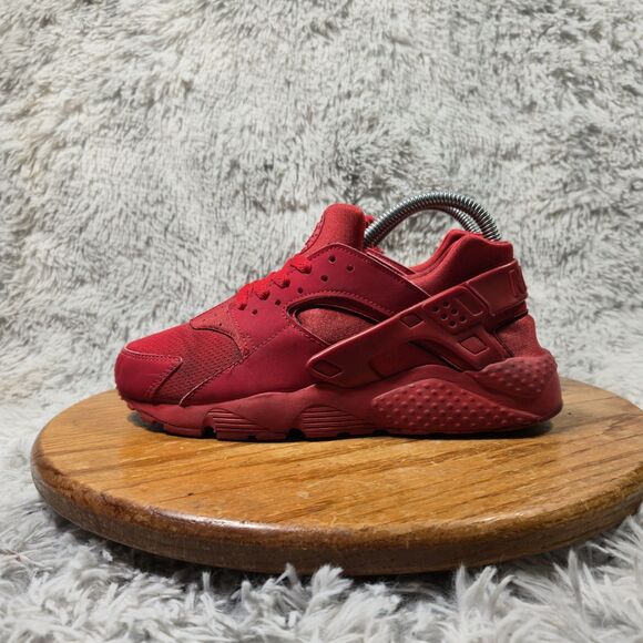 Nike Air Huarache Triple Varsity Red Mens Size 7/ 7Y Athletic Shoes (654275-600) - Picture 6 of 10